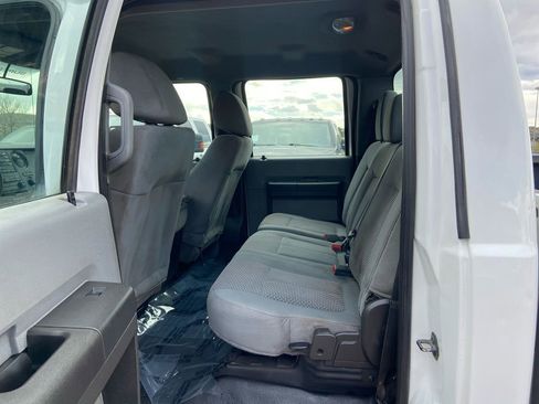 Used 2014 Ford F250 XL w/ Power Equipment Group AWD/4WD image 22