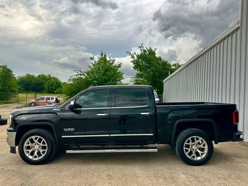 Used 2017 GMC Sierra 1500 SLT w/ Texas SLT Premium Package AWD/4WD image 3