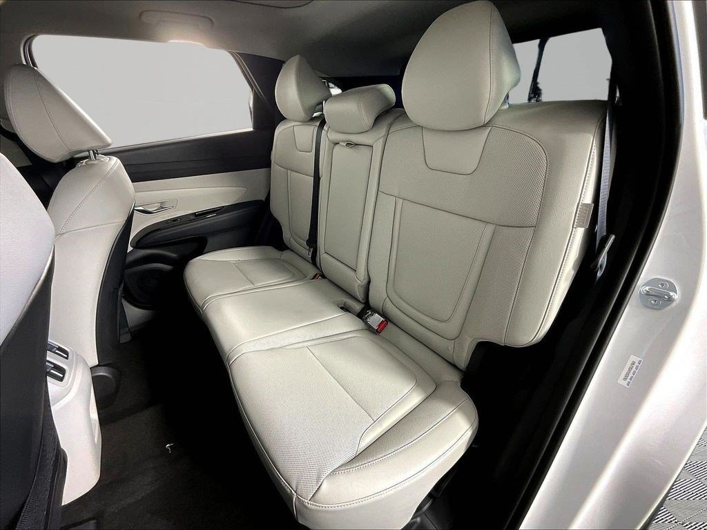 New 2026 Hyundai Tucson Limited AWD/4WD image 18