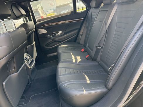 Used 2014 Mercedes-Benz S 550 Sedan image 6