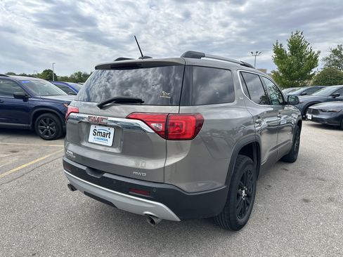 Used 2019 GMC Acadia SLT AWD/4WD image 4