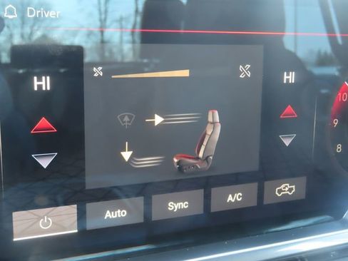 Used 2023 GMC Sierra 1500 SLE image 33