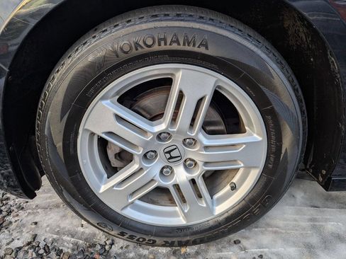 Used 2011 Honda Odyssey Touring Elite image 38