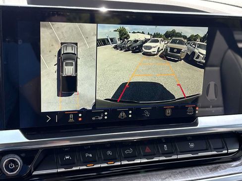 New 2026 Chevrolet Silverado 1500 LTZ w/ LTZ Premium Package AWD/4WD image 15