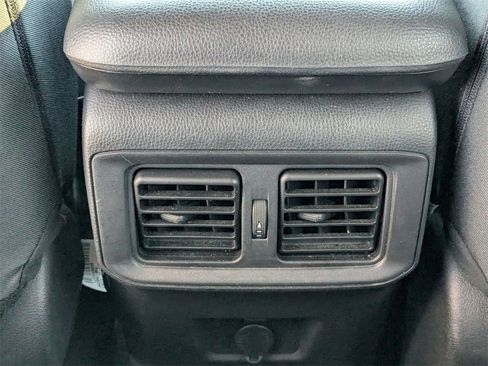 Used 2024 Toyota RAV4 LE image 28