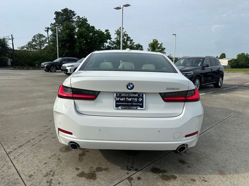 Certified 2023 BMW 330i Sedan w/ Premium Package RWD image 4