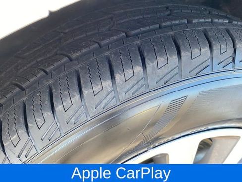 Used 2021 Chrysler Pacifica Touring-L FWD image 24