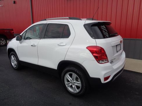 Used 2019 Chevrolet Trax LT w/ LT Convenience Package AWD/4WD image 7
