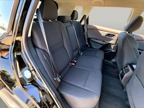 Used 2023 Nissan Rogue S AWD/4WD image 19