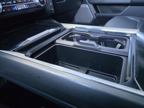 Used 2023 Ford F250 Lariat w/ Chrome Package image 26