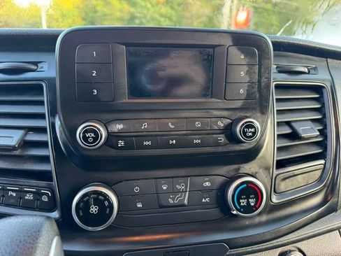 Used 2020 Ford Transit 250 Medium Roof AWD w/ Load Area Protection Package image 12