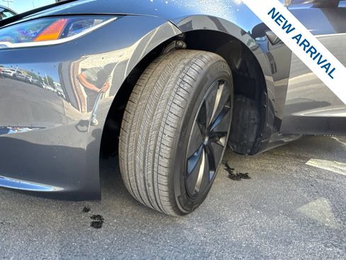 Used 2025 Tesla Model 3 Long Range RWD image 25