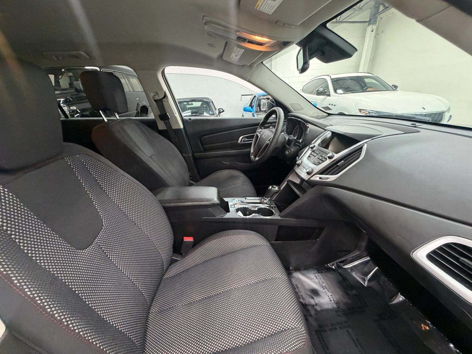 Used 2017 GMC Terrain SLE FWD image 21