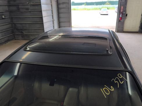 Used 2000 Honda Accord EX image 8