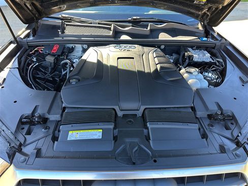 Used 2017 Audi Q7 2.0T Premium Plus w/ Premium Plus Package image 26