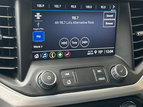 Certified 2022 GMC Acadia SLE image 26