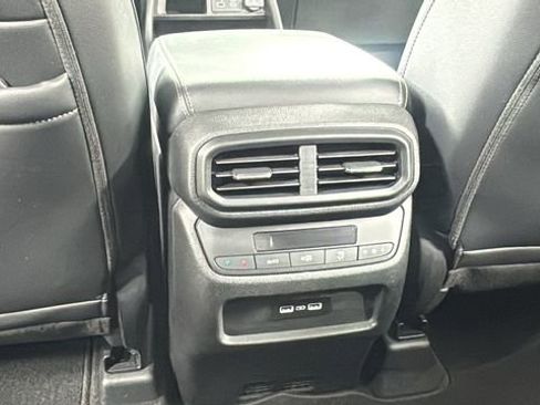 Used 2023 Honda Pilot EX-L image 38