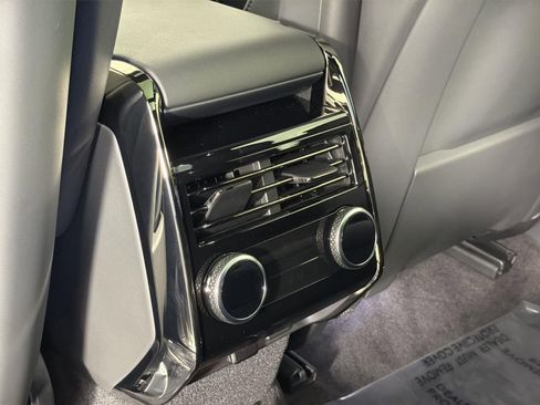 New 2026 Land Rover Range Rover Sport SE image 26