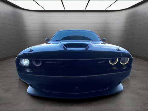 Used 2017 Dodge Challenger SRT w/ Technology Group image 8