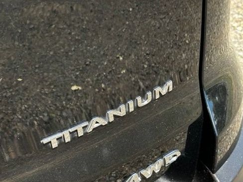 Used 2020 Ford EcoSport Titanium AWD/4WD image 31