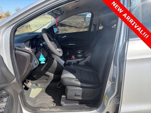 Used 2015 Ford Escape SE w/ SE Chrome Package image 14
