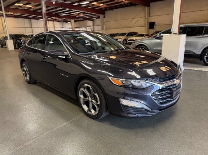 Used 2023 Chevrolet Malibu LT FWD image 4