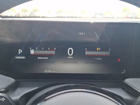 Certified 2025 Nissan Kicks SR FWD image 16
