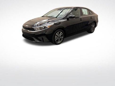 Certified 2024 Kia Forte LXS FWD image 1