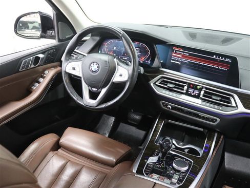Used 2020 BMW X7 xDrive40i w/ Premium Package image 21