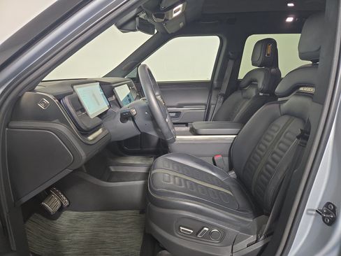 Used 2024 Rivian R1S Adventure AWD/4WD image 20