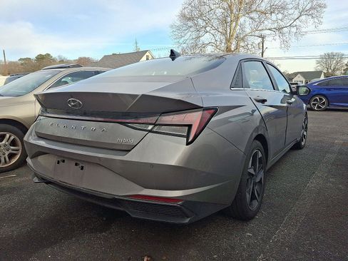 Used 2022 Hyundai Elantra Limited image 4