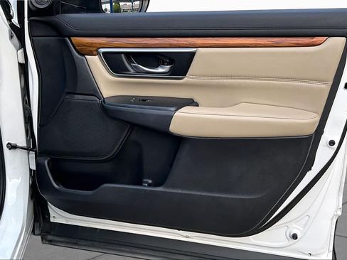 Certified 2019 Honda CR-V Touring image 23
