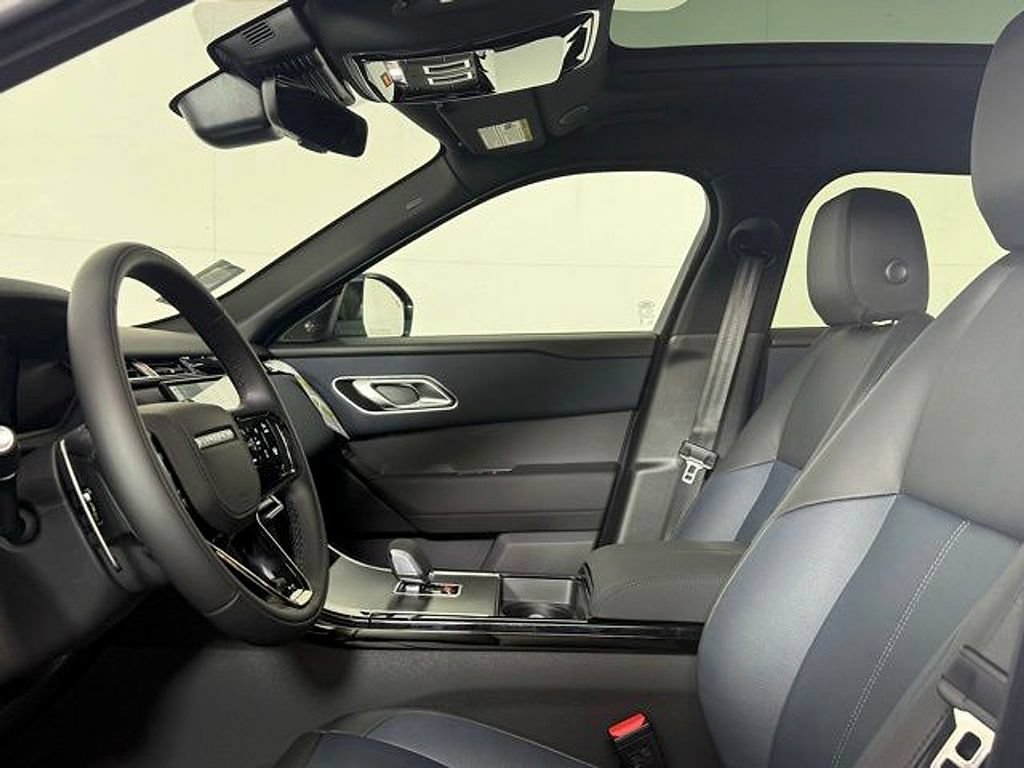 New 2026 Land Rover Range Rover Velar S AWD/4WD image 4