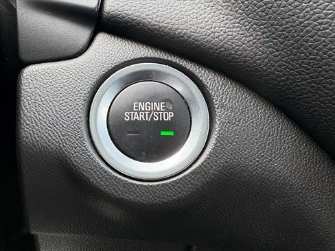 Used 2021 Chevrolet Equinox LT image 11