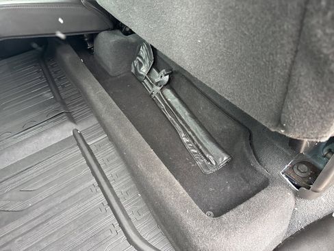 Certified 2020 GMC Sierra 1500 AT4 w/ Technology Package image 41