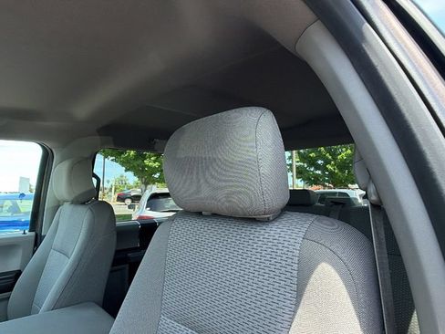 Used 2017 Ford F150 XLT AWD/4WD image 23