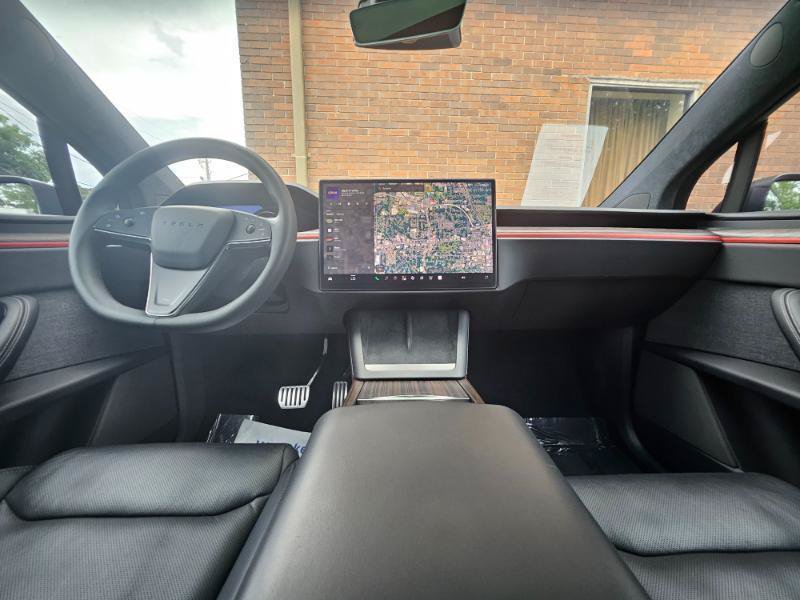 Used 2023 Tesla Model X AWD/4WD image 39