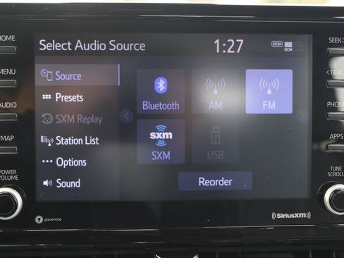 Used 2022 Toyota Corolla SE w/ Carpet Mat Package (TMS) image 23