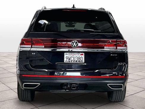 Certified 2026 Volkswagen Atlas SE w/ Panoramic Sunroof Package AWD/4WD image 6