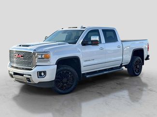 Used 2019 GMC Sierra 2500 Denali AWD/4WD video 1