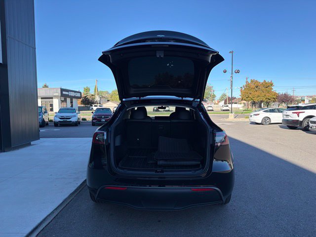 Used 2021 Tesla Model Y Long Range AWD/4WD image 6