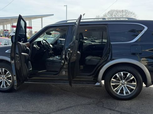 Used 2018 Nissan Armada SL w/ Moonroof Package image 21