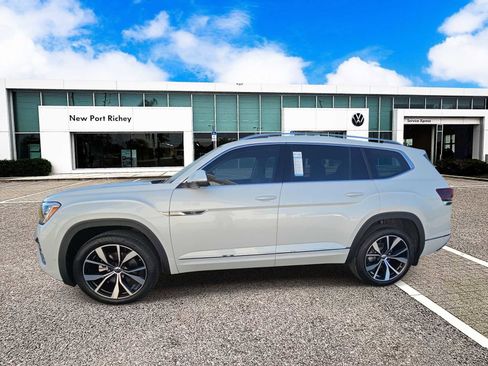Used 2026 Volkswagen Atlas SEL Premium R-Line AWD/4WD image 7