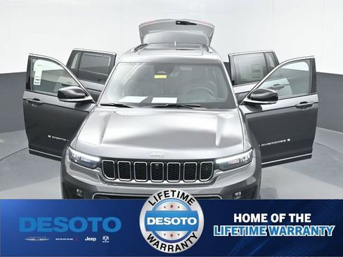 New 2025 Jeep Grand Cherokee Overland w/ Adv Protech Group III AWD/4WD image 27