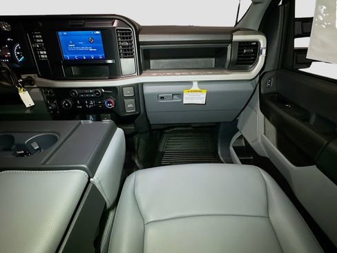New 2026 Ford F350 XL w/ XL Chrome Package AWD/4WD image 28