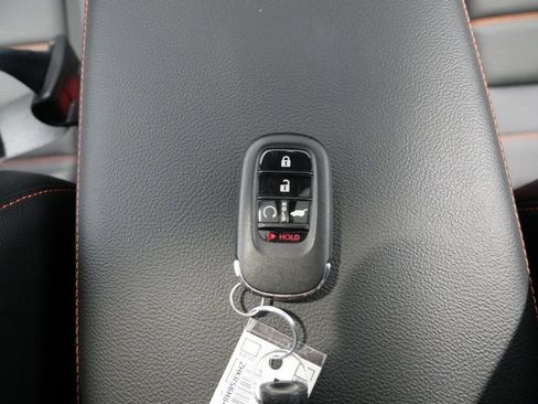 Used 2025 Honda CR-V Sport-L image 29