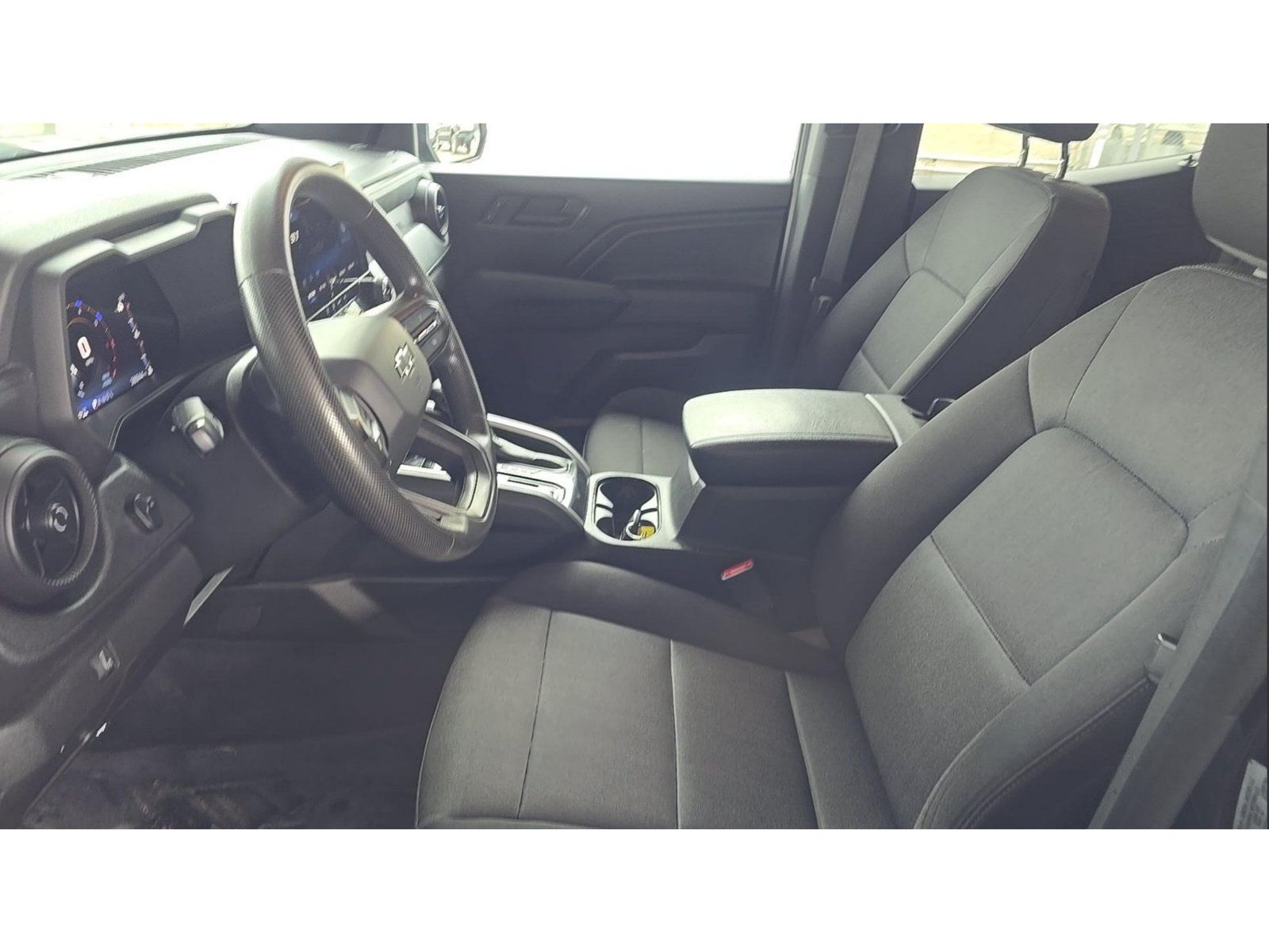 Used 2023 Chevrolet Colorado Trail Boss w/ Technology Package AWD/4WD image 6