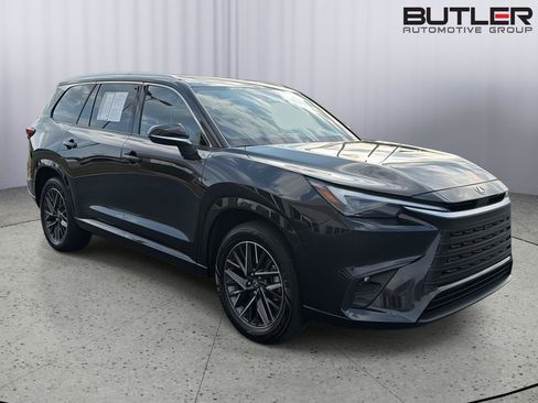 Certified 2026 Lexus TX 350 AWD w/ Technology Package image 8