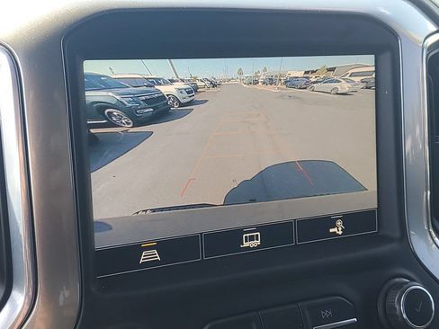 Used 2021 Chevrolet Silverado 1500 LT Trail Boss AWD/4WD image 32