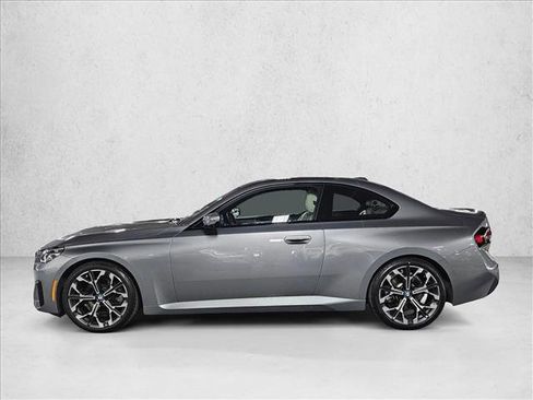 Certified 2025 BMW 230i Coupe w/ M Sport Package RWD image 9